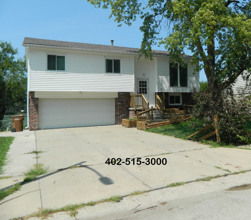 5128 Edinburgh St - Photo 3 of 25