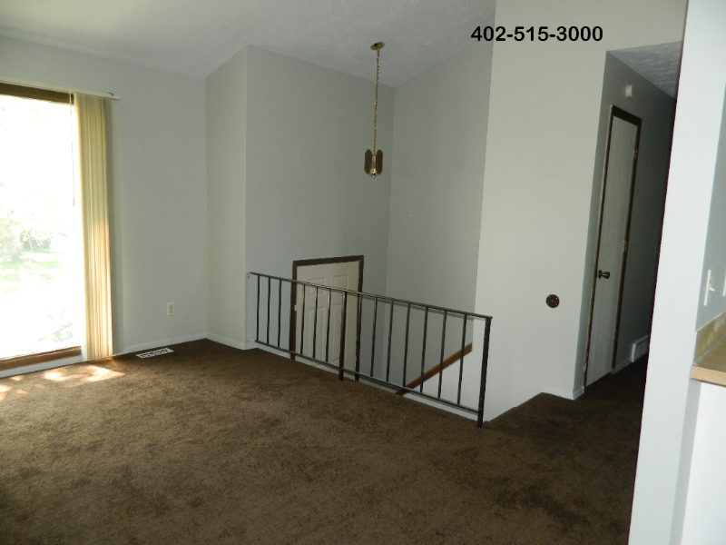 5128 Edinburgh St - Photo 5 of 25