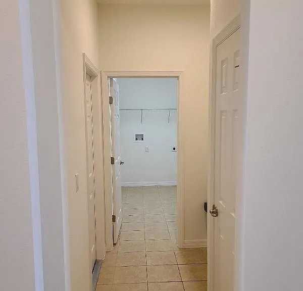 151 Seville Dr - Photo 3 of 16