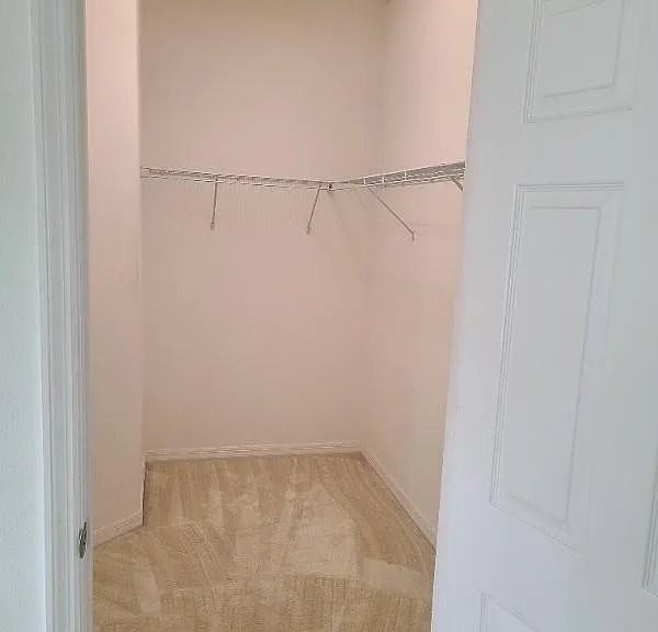 151 Seville Dr - Photo 5 of 16