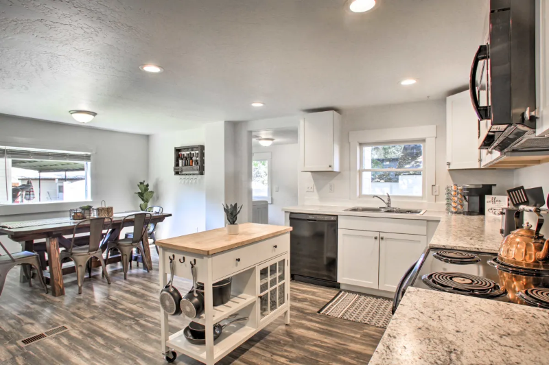 1829 N 6th St - Photo 4 of 11