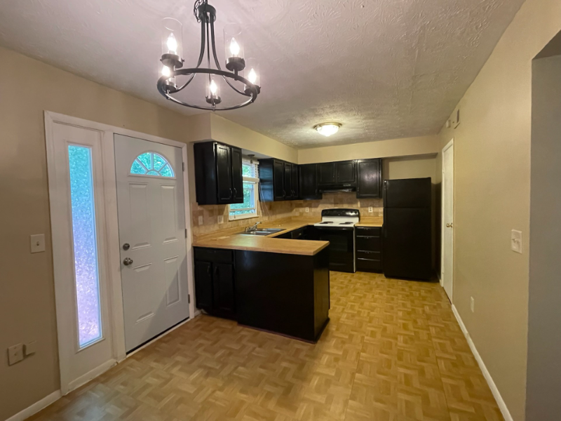 3728 Meadow Rue Ln - Photo 3 of 16
