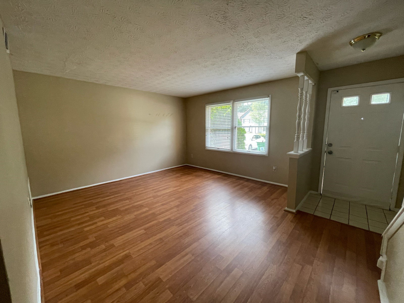 3728 Meadow Rue Ln - Photo 7 of 16