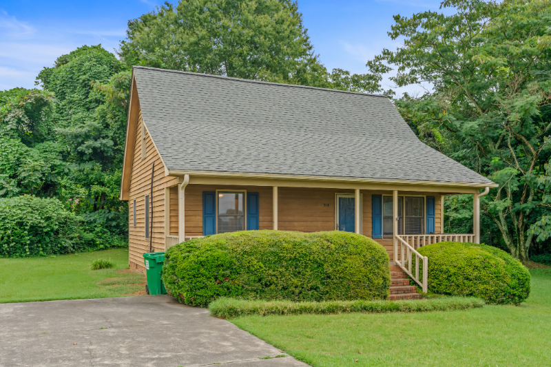 318 W Dalton Rd - Photo 2 of 23