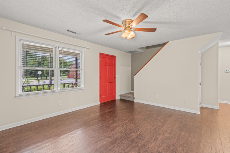 318 W Dalton Rd - Photo 5 of 23