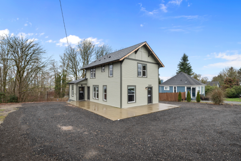 1501 2nd St #B - Photo 2 of 18