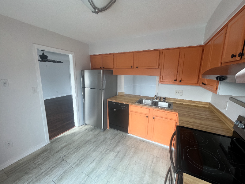 1411 Turkey Ridge Rd #D - Photo 3 of 16