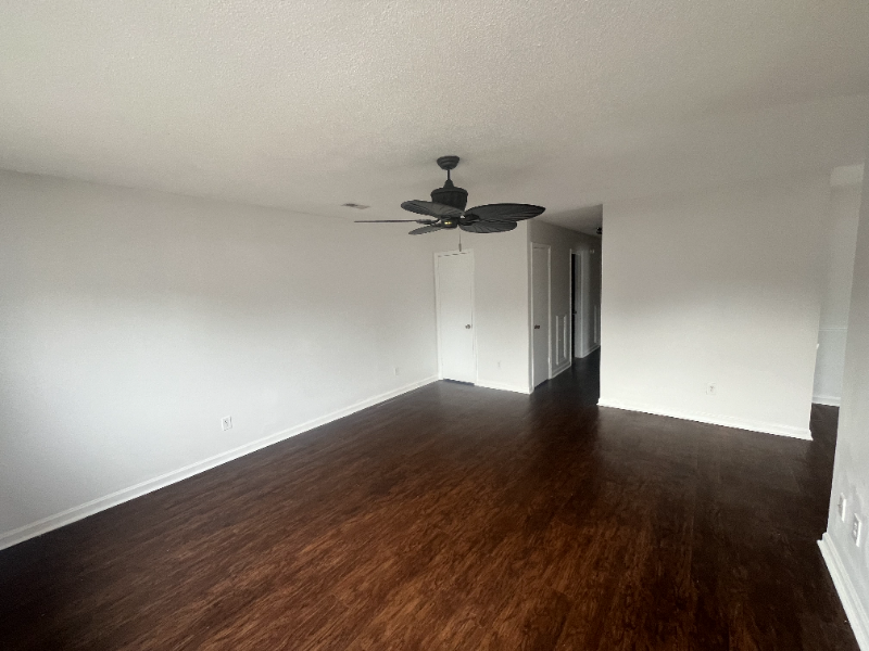 1411 Turkey Ridge Rd #D - Photo 4 of 16