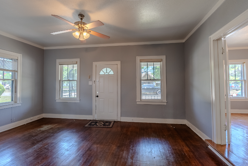 834 Cottonwood Ave - Photo 5 of 15