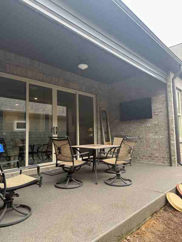 1725 Coburn St - Photo 3 of 19