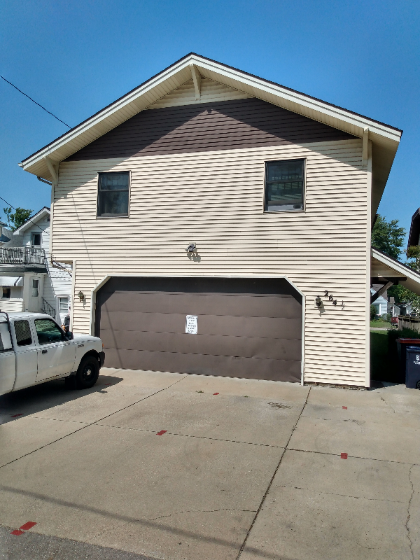 264A W 16th St - Photo 3 of 10