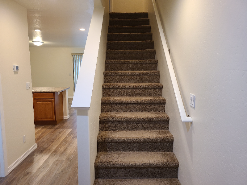 657 Se 8th St - Photo 7 of 16