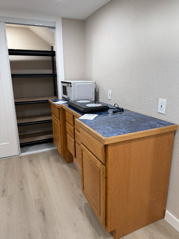 628 Warren Ave #2 - Photo 4 of 8
