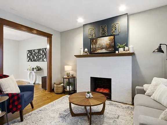 510 Woodruff Place Middle Dr #510 - Photo 3 of 20