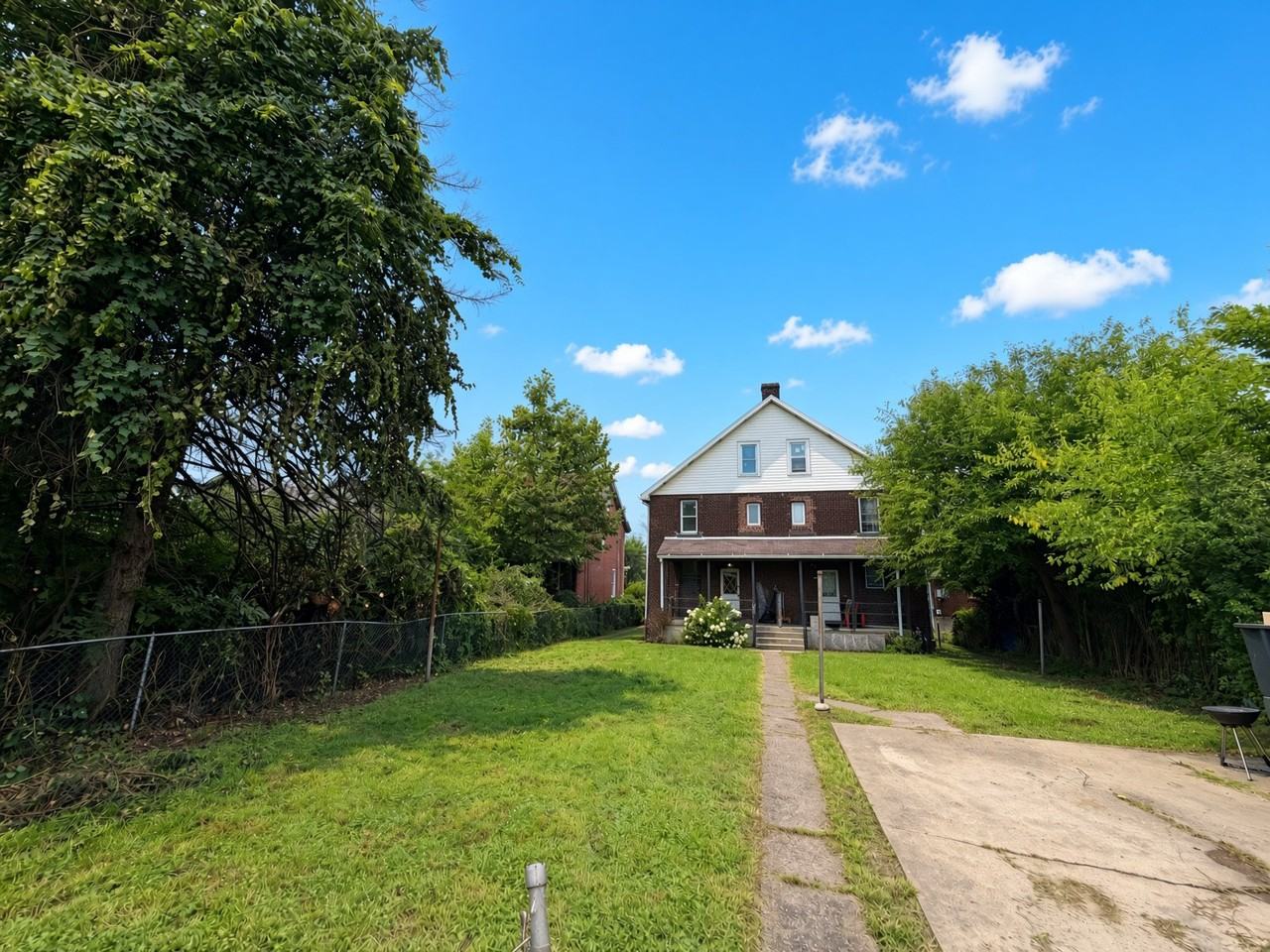 937 High St - Photo 2 of 17