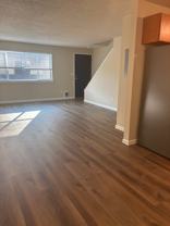 1612 S Kent Des Moines Rd #A - Photo 1 of 1