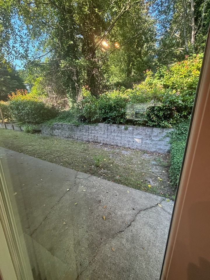 1612 S Kent Des Moines Rd #A - Photo 6 of 13