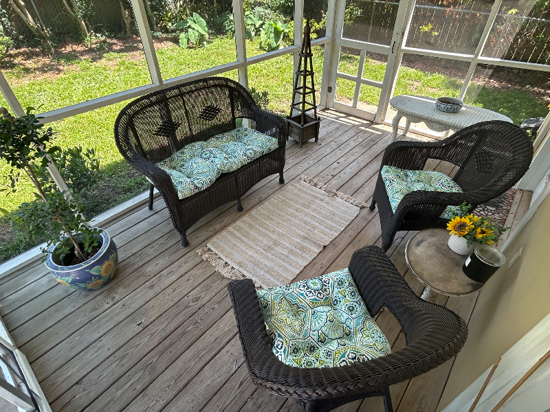 102B Gaston Ave - Photo 2 of 10