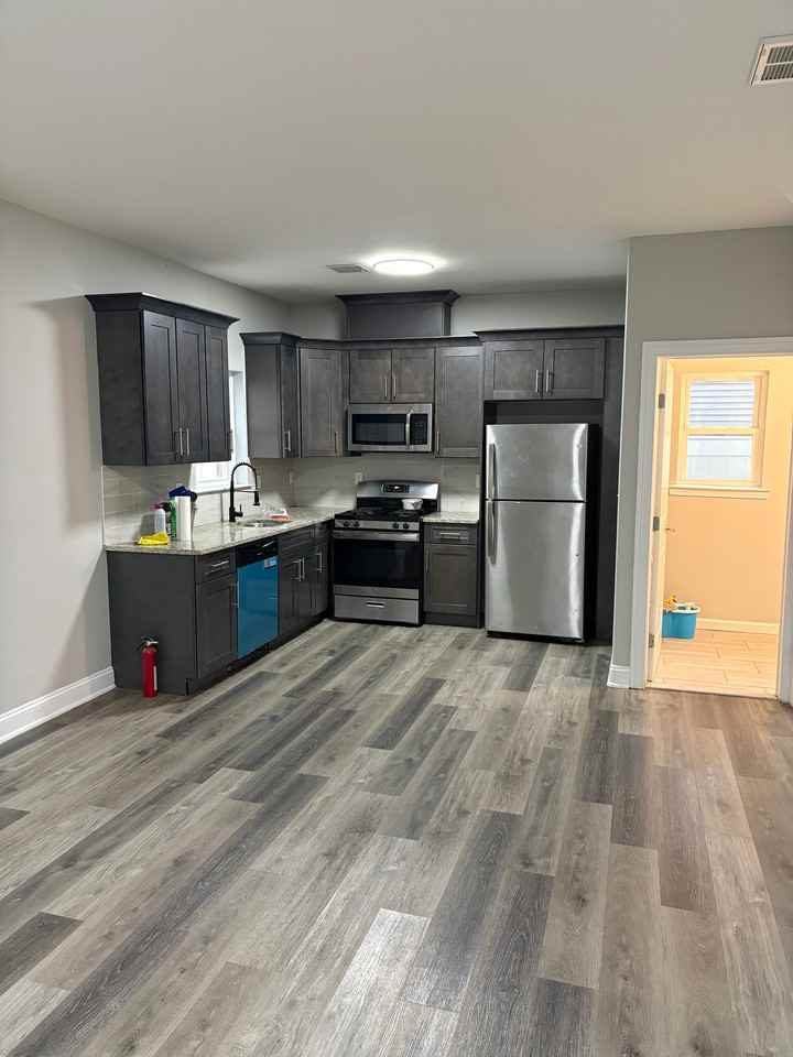 331 Bond St #3 - Photo 3 of 11