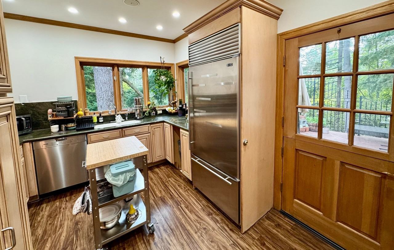 14520 Fremont Ave N - Photo 7 of 13