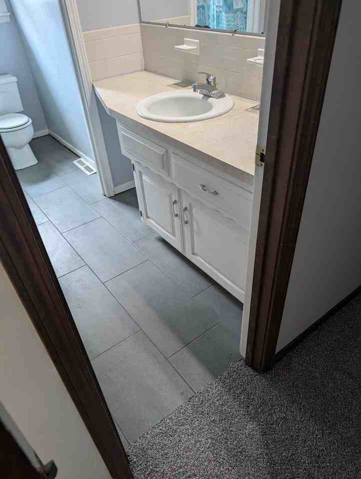 430 N Persimmon Dr - Photo 2 of 7