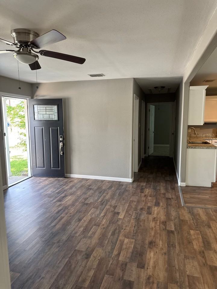 3637 Harris Dr - Photo 2 of 15