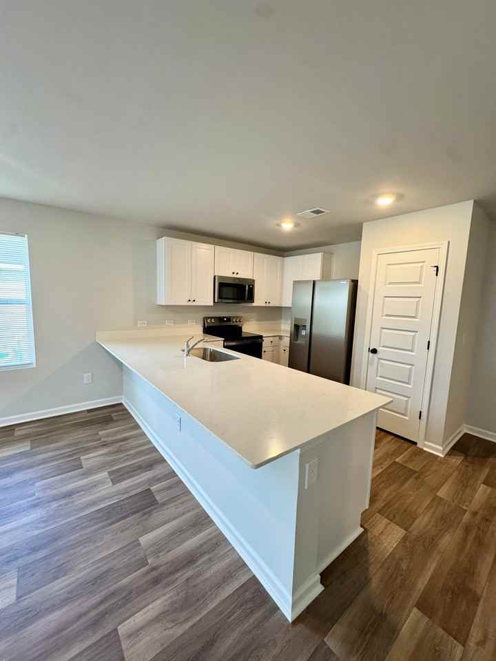 1205 Black Kite Ct - Photo 5 of 44