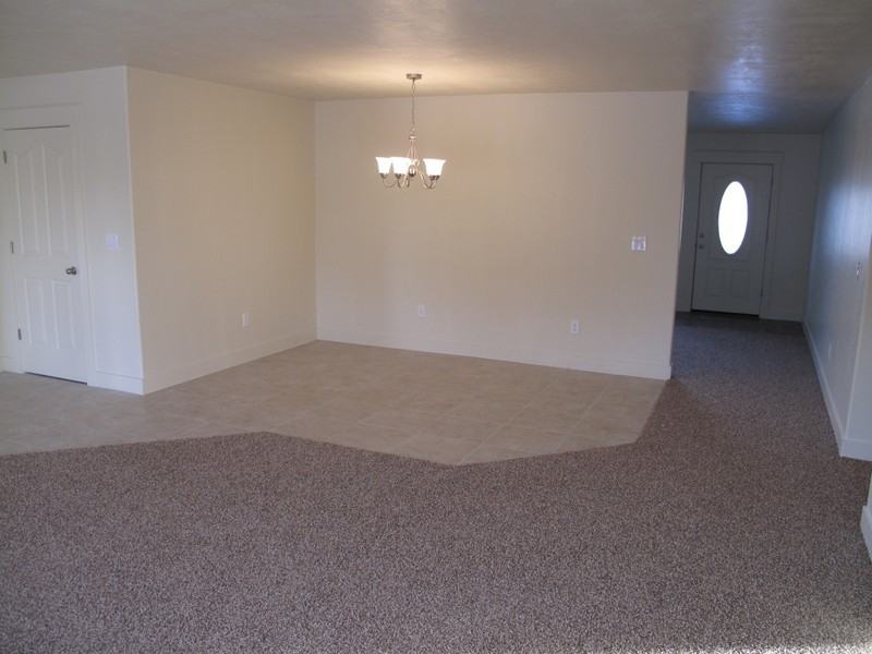 488 Nw - Photo 4 of 20