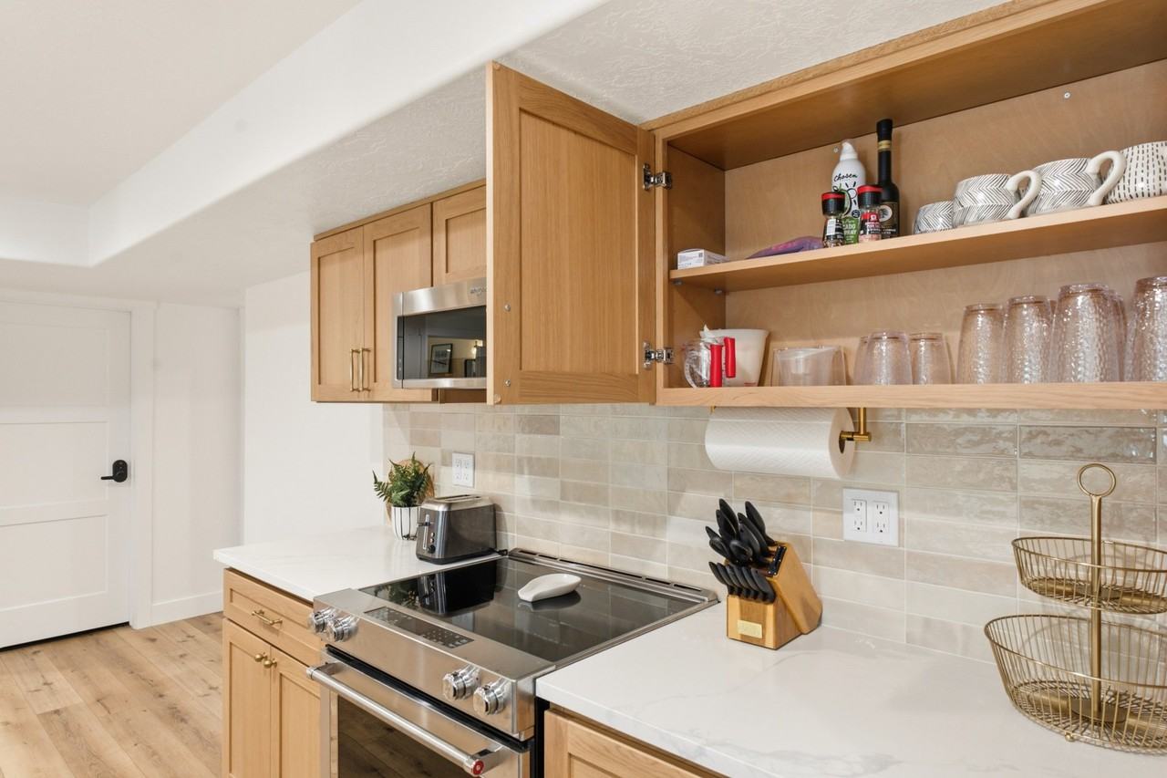 2453 E Brookglen Dr #BS - Photo 6 of 20