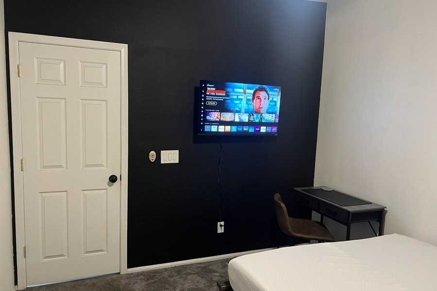 17372 W Navajo St - Photo 3 of 5