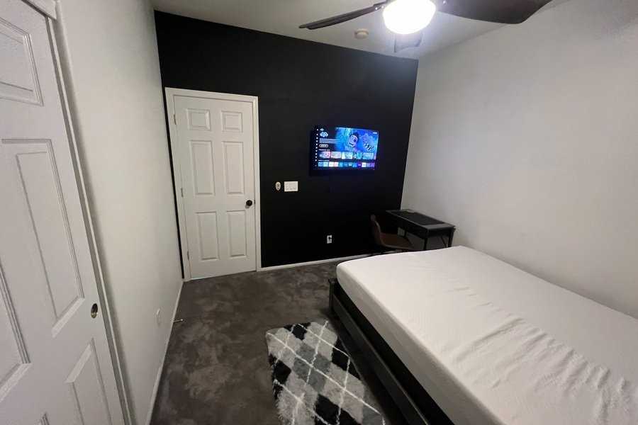 17372 W Navajo St - Photo 4 of 5