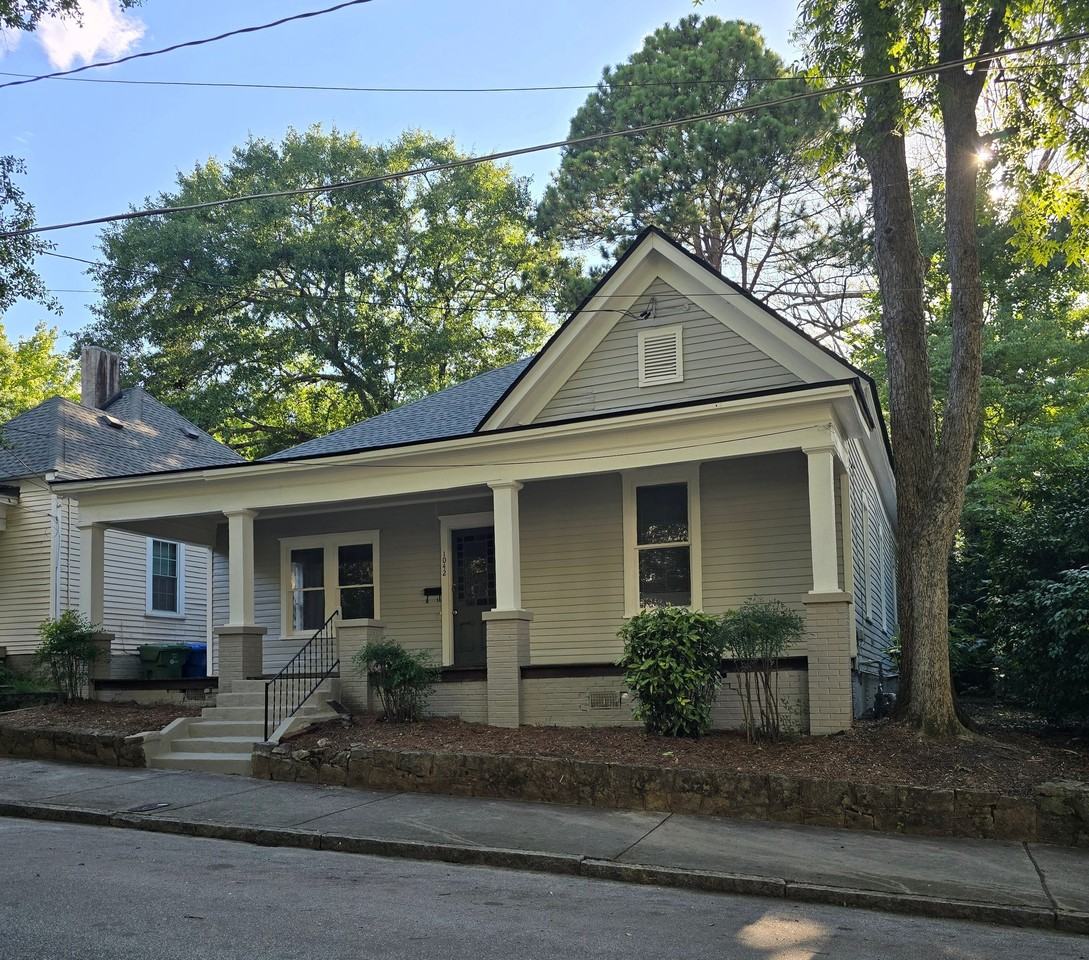 1042 Mcmillan St Nw - Photo 2 of 15
