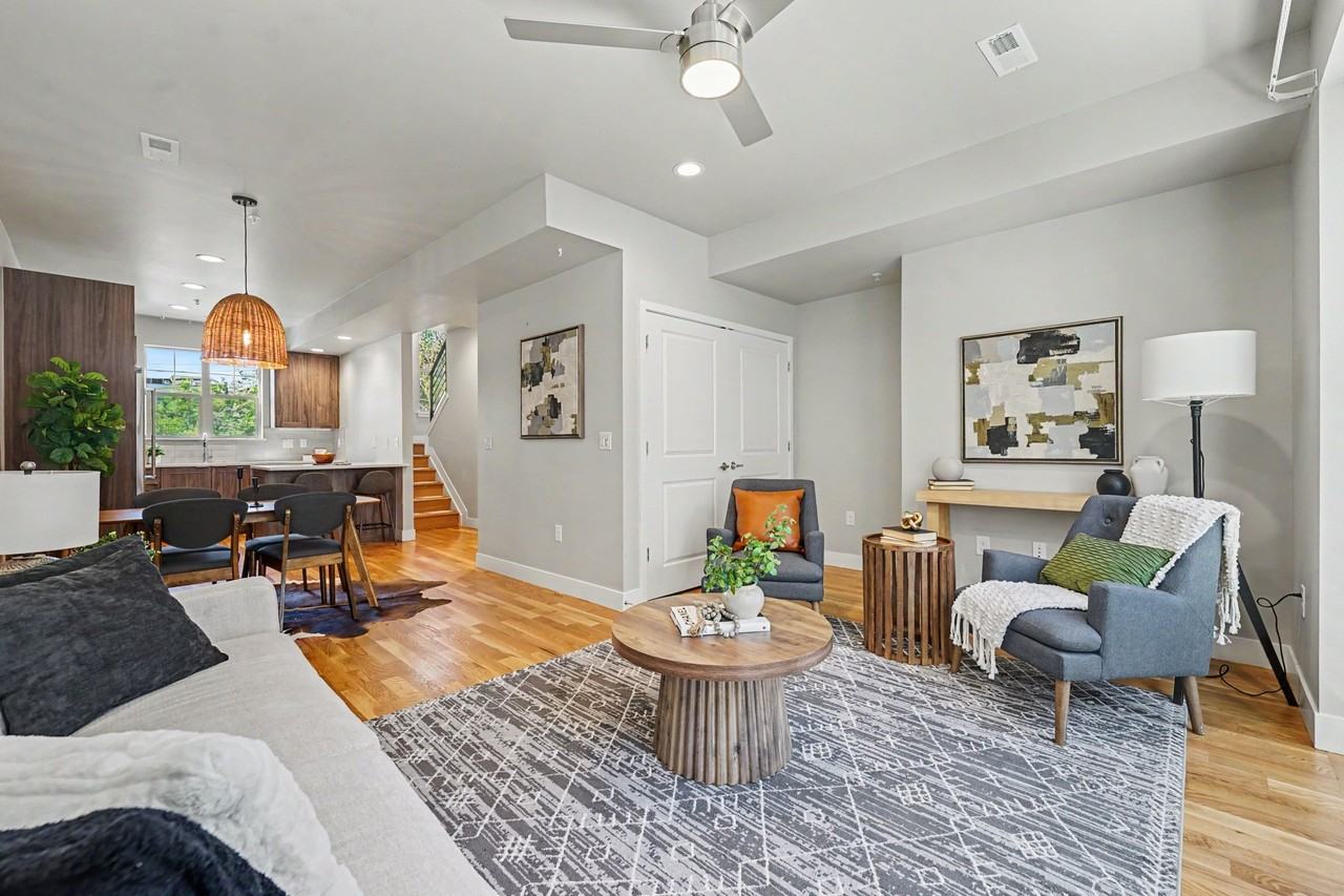 2816 Federal Blvd - Photo 3 of 19