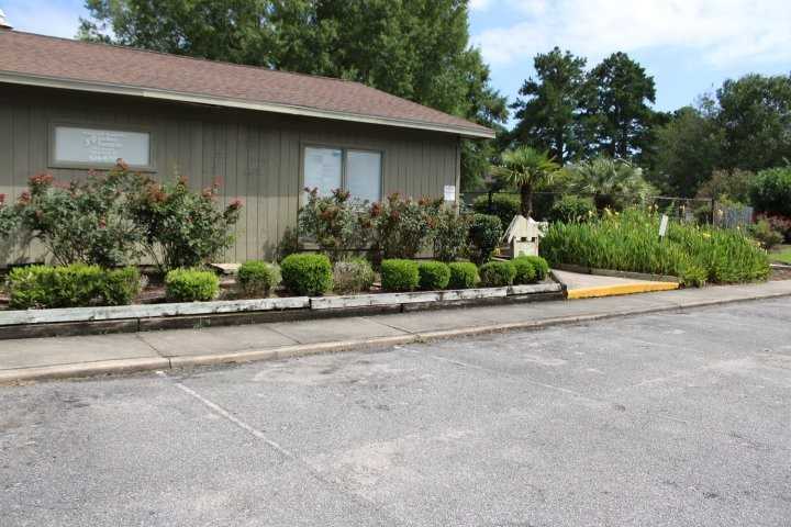 2000 Greens Blvd #20D - Photo 3 of 4