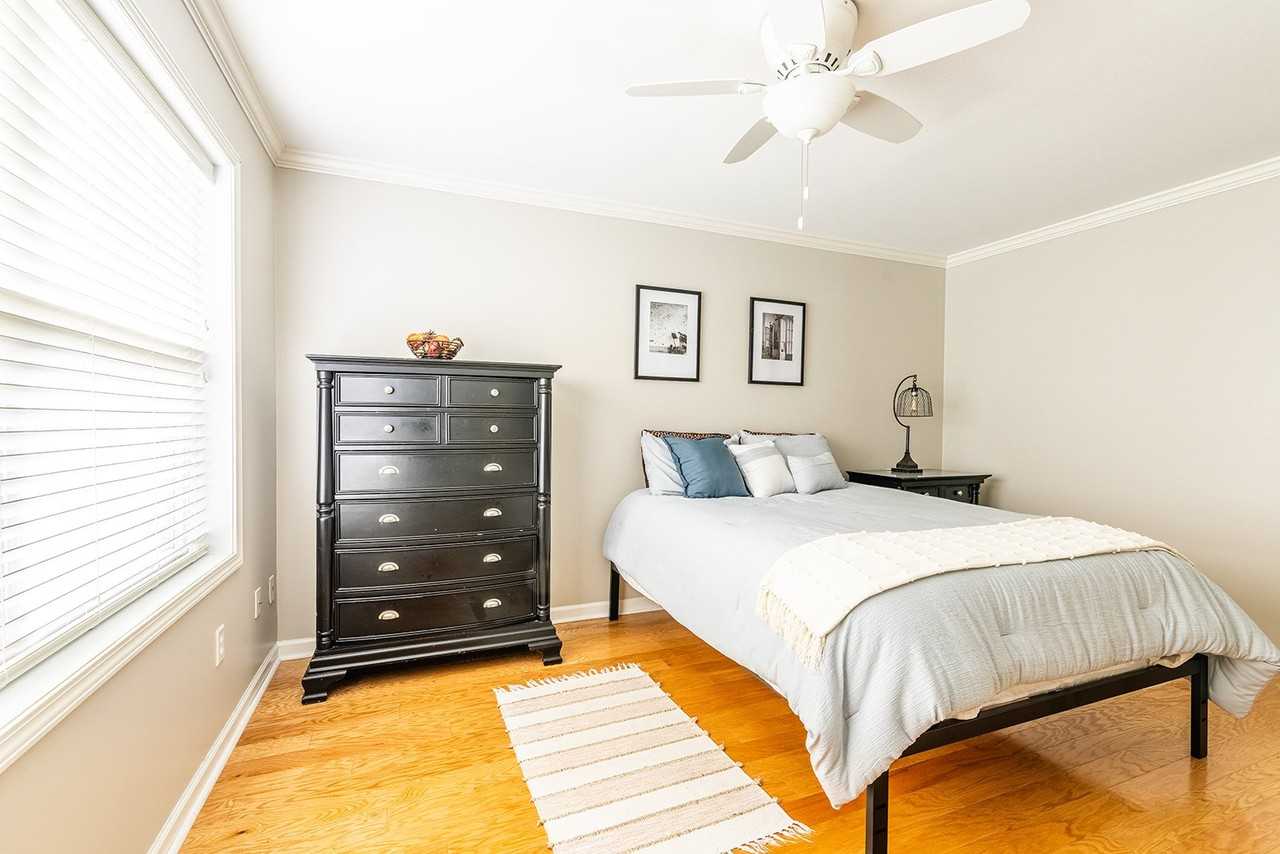 27 Kirby Rd - Photo 6 of 11