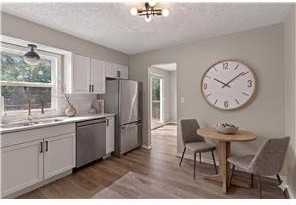 13004 Grand Ave - Photo 5 of 18