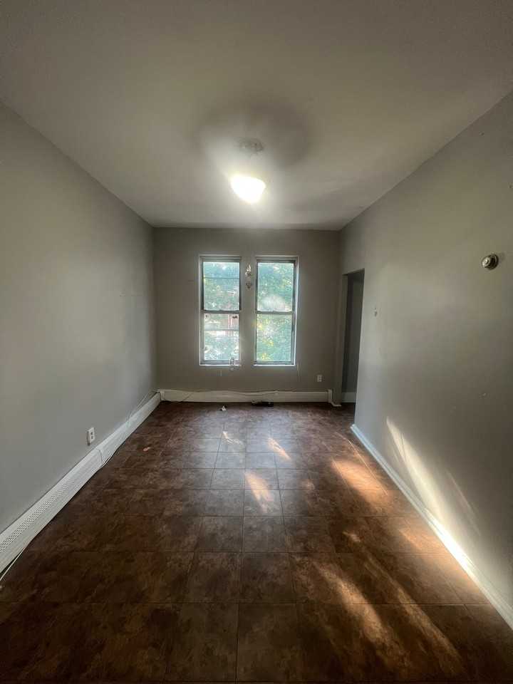 34 S 12th St #2