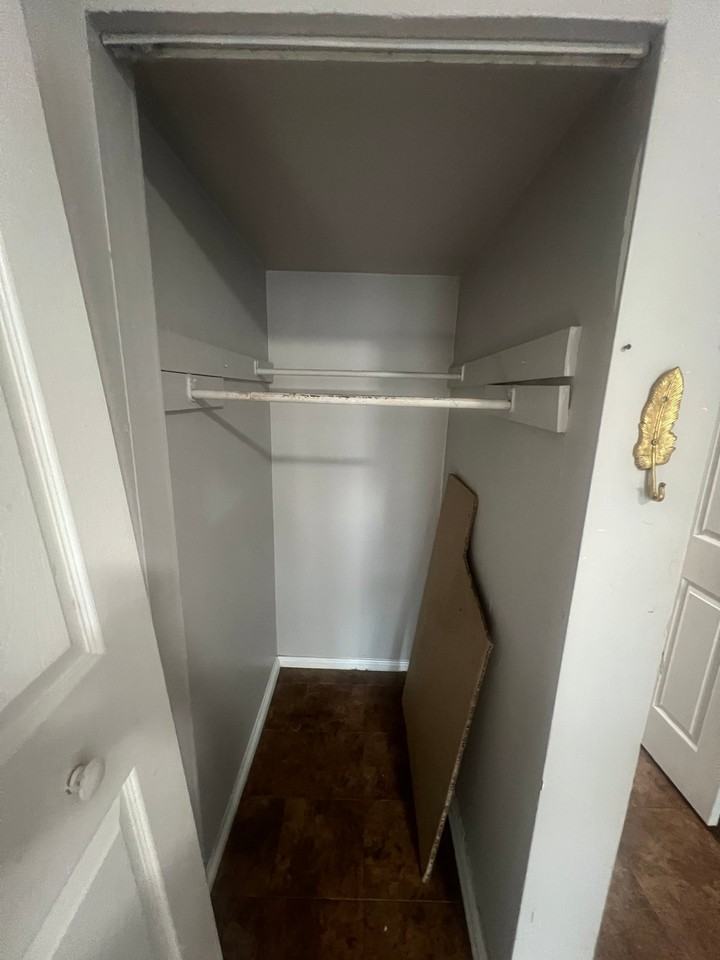 34 S 12th St #2 - Photo 2 of 7