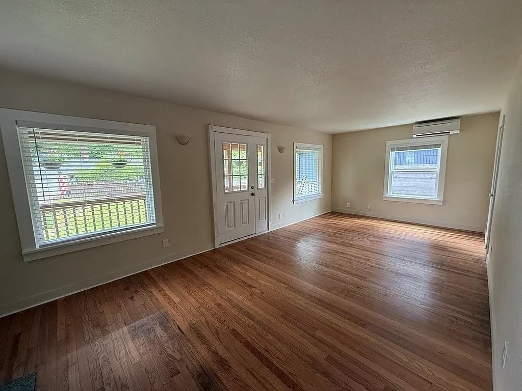 7870 Sw West Slope Dr - Photo 2 of 16