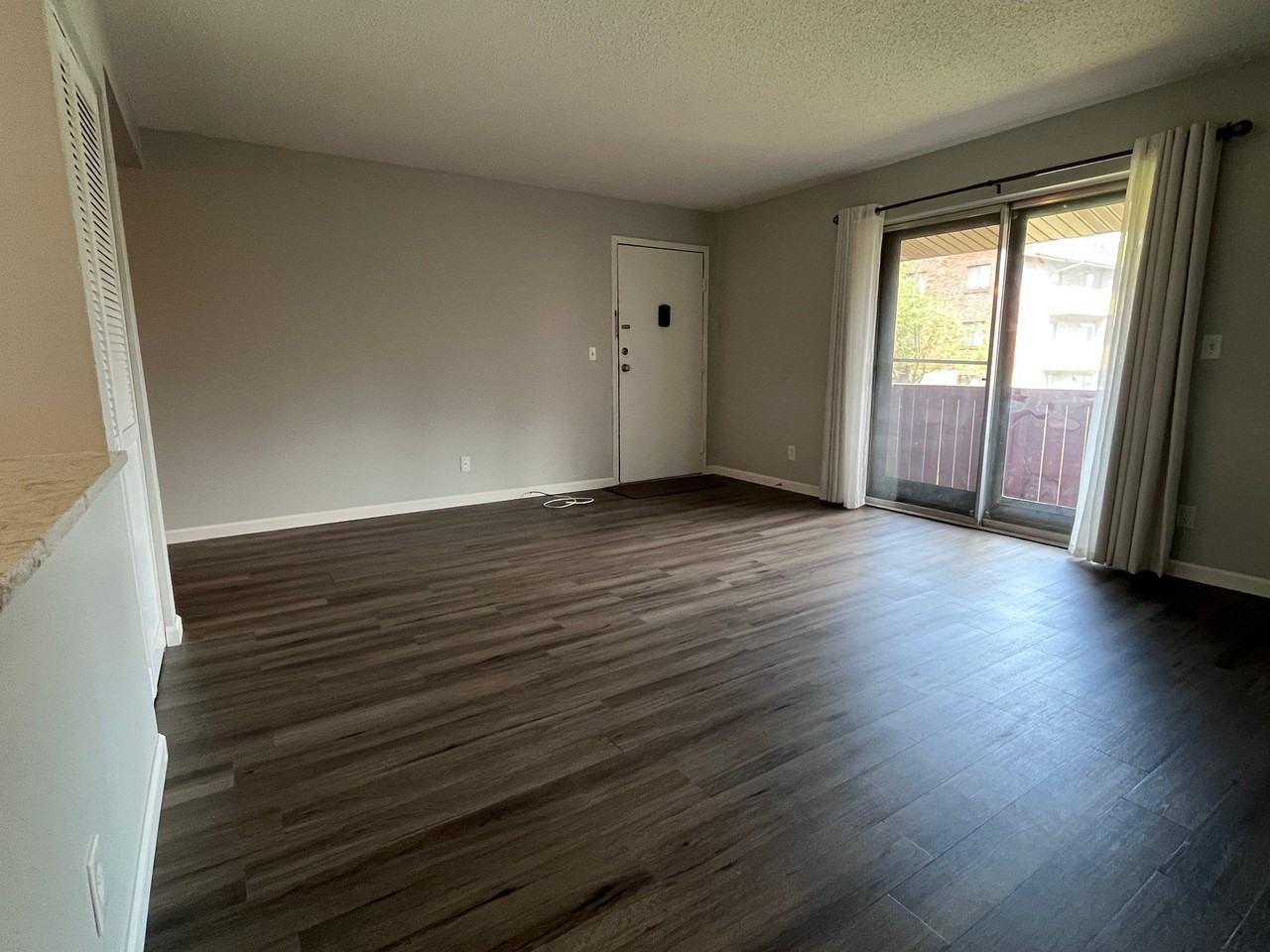 1190 Calley Dr #C - Photo 5 of 25