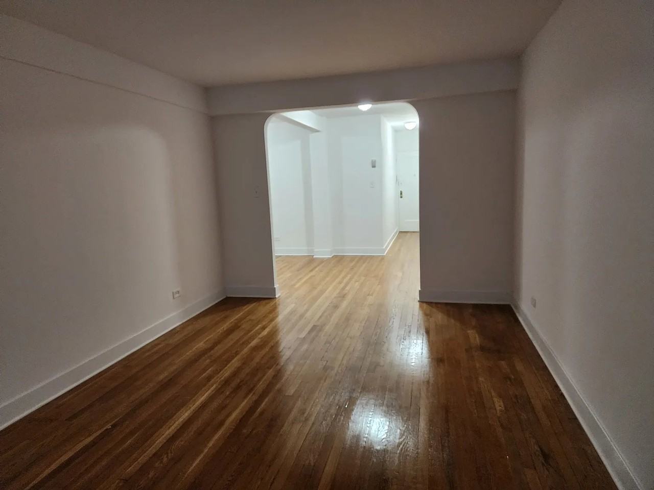 123 82nd Ave #3K - Photo 2 of 13