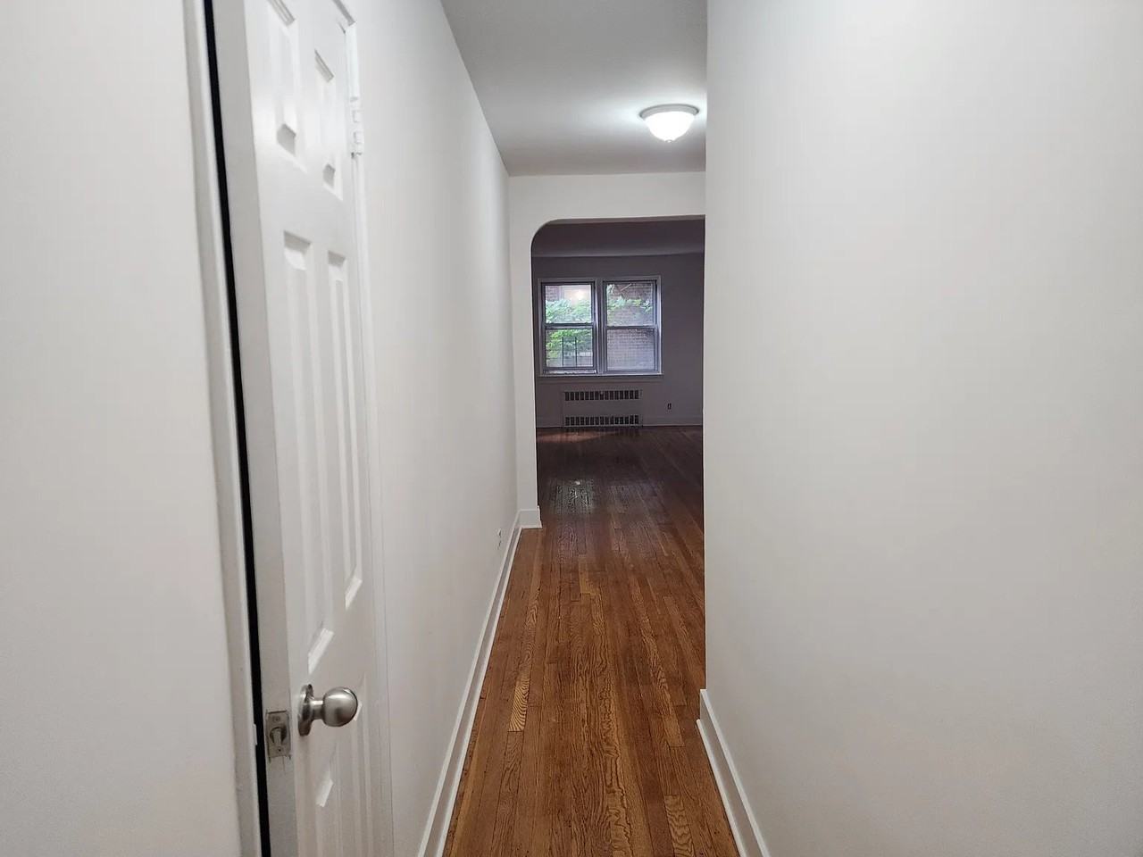 123 82nd Ave #3K - Photo 3 of 13