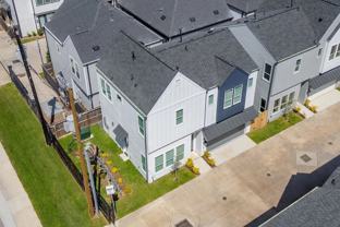 8905 Sunshine Laverne St - Photo 1 of 1
