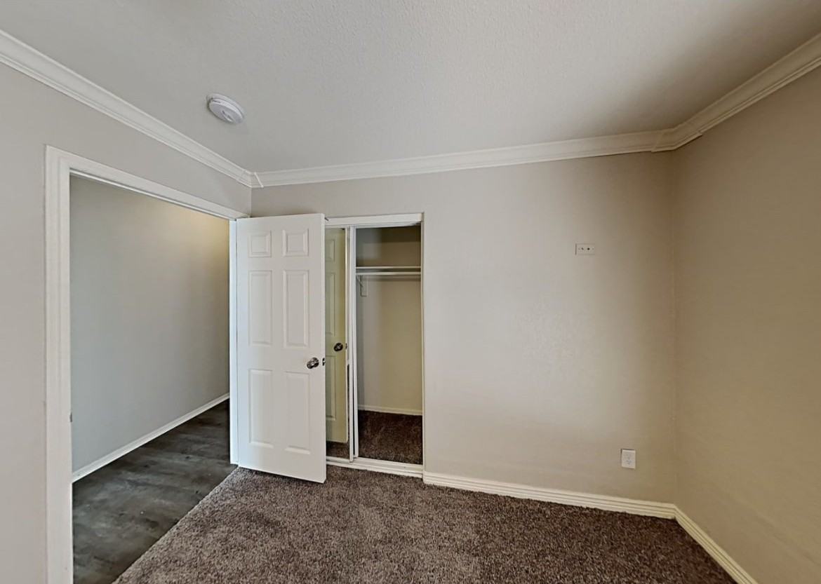 125 Ludlow Dr - Photo 5 of 10
