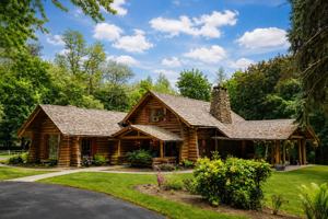 featured image of 16704 N Dartford Dr