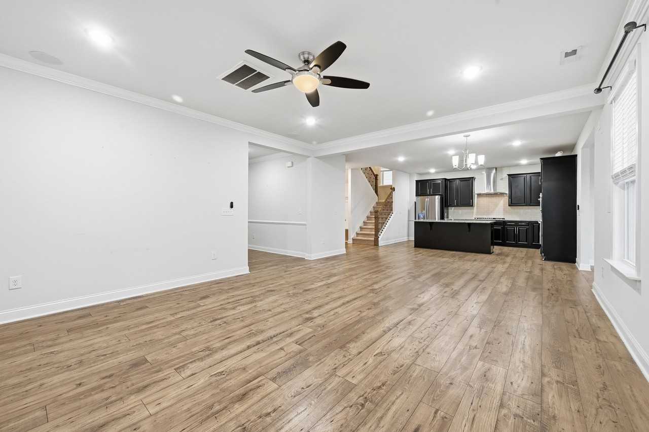 829 Summit Crest Ct - Photo 7 of 20