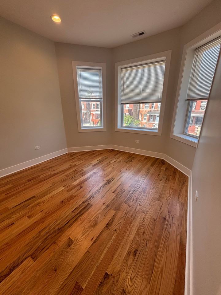923 N Drake Ave #2 - Photo 6 of 12
