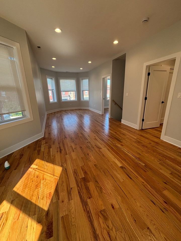 923 N Drake Ave #2 - Photo 7 of 12