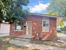 featured image of 6757 Syracuse St
