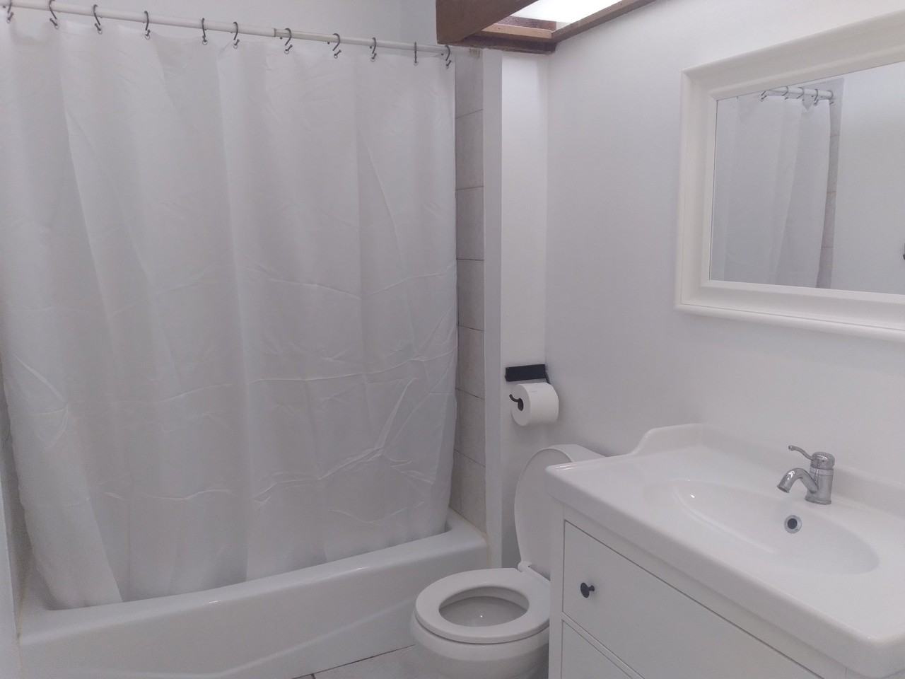 18521 Mayall St - Photo 4 of 17
